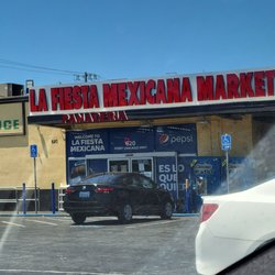 La Fiesta Mexicana Market - Front of location