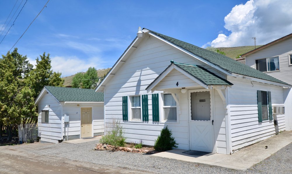 HILLCREST COTTAGES Updated October 2024 13 Photos & 12 Reviews