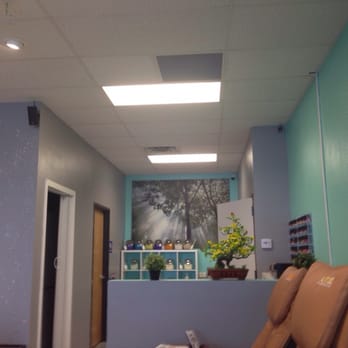 Diamond Nails - Excellent customer service! Fun interaction! Relaxing!! Recommend the Jelly Pedicure!! Very clean and upscale! Beautiful! - Nail Salons Near Me - Eagle, Idaho