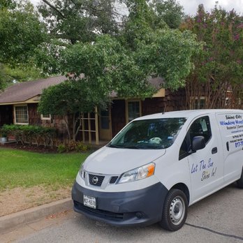 Shine City Window Washing - This was a vacant rent house. The owner had us clean the windows. - Window Washing Near Me Shine City Window Washing - This was a vacant rent house. The owner had us clean the windows. - Window Washing Near Me
