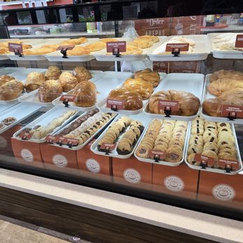 Mecatos Bakery & Café - Bakeries Near Me - Edgewood, Florida Mecatos Bakery & Café - Bakeries Near Me - Edgewood, Florida