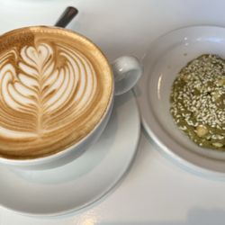 JJ Bean Coffee Roasters - Latte and Matcha Mac Cookie