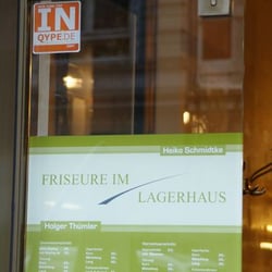 Friseure im Lagerhaus