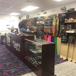Junior's Skate & Sport