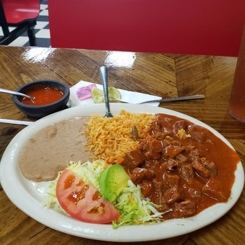 Taquerias Arandinas - Guisado, side of tomatillo salsa, and flour tortillas. - Mexican Near Me - Round Rock, Texas