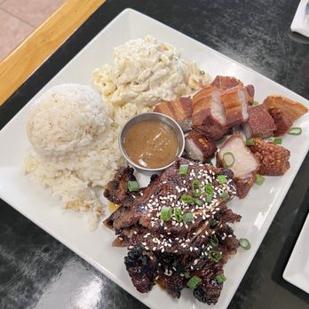 Kiawe Island Bistro - Kalbi, lachon , rice, Mac salad - Hawaiian Near Me - Vancouver, Washington
