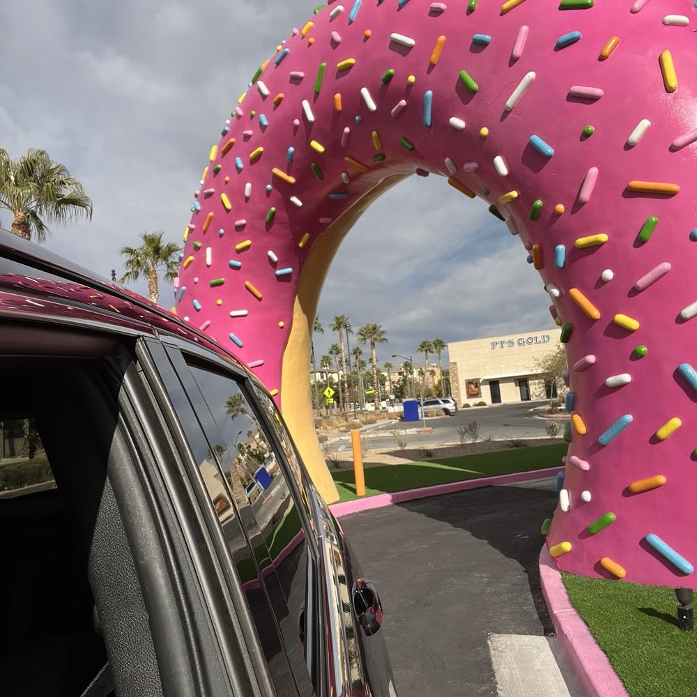Pinkbox Doughnuts - Drive thru - Donuts Near Me - Las Vegas, Nevada Pinkbox Doughnuts - Drive thru - Donuts Near Me - Las Vegas, Nevada