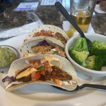 Bahama Breeze - Blackened Mahi Tacos with Broccoli - Bars Near Me - Orlando, Florida Bahama Breeze - Blackened Mahi Tacos with Broccoli - Bars Near Me - Orlando, Florida