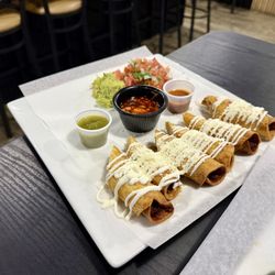 Tappd - Taquitos De Pollo