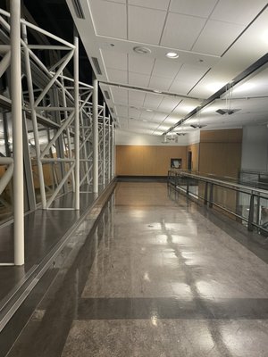 Montréal-Pierre Elliott Trudeau International Airport by null
