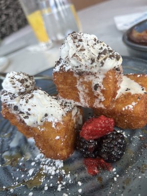 Laguna Pool House & Kitchen by null