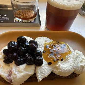 Iris Coffee Lab - blueberry cremé toast - Coffee & Tea Near Me - Raleigh, North Carolina