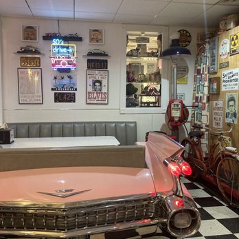 Cool Scoops - Ice Cream & Frozen Yogurt Near Me - North Wildwood, New Jersey Cool Scoops - Ice Cream & Frozen Yogurt Near Me - North Wildwood, New Jersey