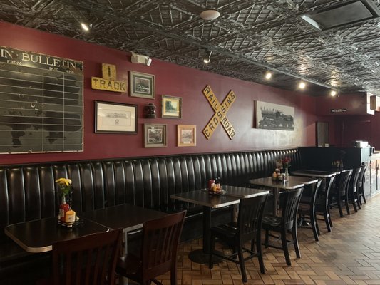 Grand Trunk Pub by null