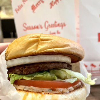 In-N-Out Burger - Hamburger - Burgers Near Me - Lone Tree, Colorado