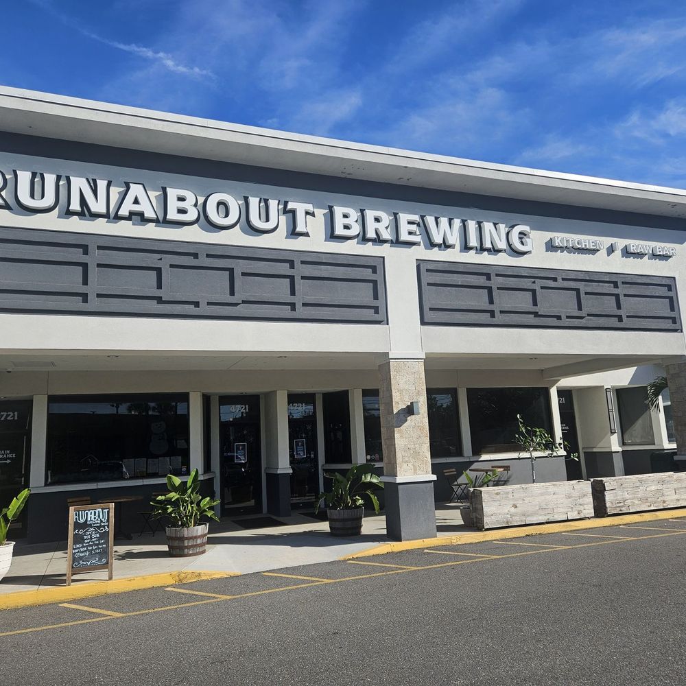 Runabout Brewing - Outside - Brewpubs Near Me - Orlando, Florida Runabout Brewing - Outside - Brewpubs Near Me - Orlando, Florida