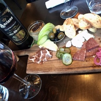 Woodblock - Charcuterie - Cocktail Bars Near Me - Redmond, Washington