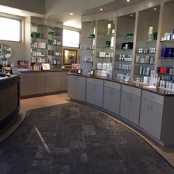 Carolina Plastic Surgery & Aesthetics - Retail area