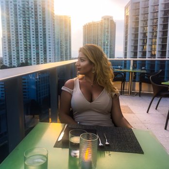 Area 31 - Seafood Near Me - Miami, Florida