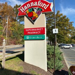 Hannaford Supermarket