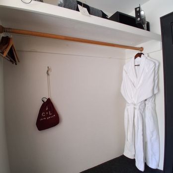 Scribner's Catskill Lodge - Bathrobes. - Hotels Near Me - Hunter, New York