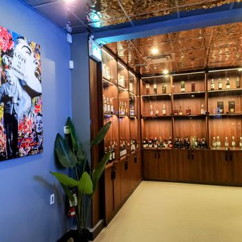 Hestia Kitchen + Bar - Restaurant - Steakhouses Near Me - Richmond, British Columbia