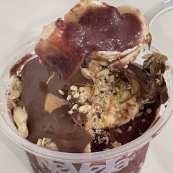 Nevera Juice Bar - Montebello - 3. Regular Acai Bowl