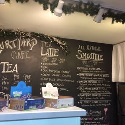 Molly’s Courtyard Cafe