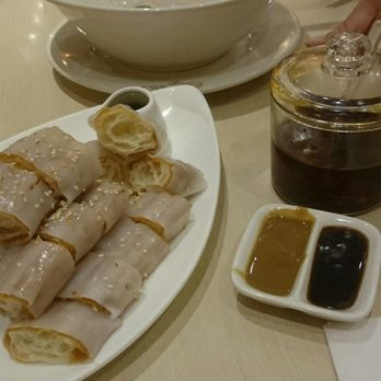 Congee Queen - House special Queen Congee bowl   Deep fried dough wrapped with rice noodle - Chinese Near Me - Thornhill, Ontario