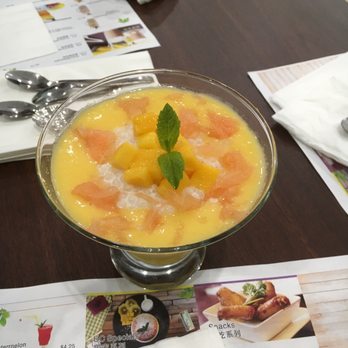 UC Dessert - Mango Pomelo & Sago - Desserts Near Me - Oakland, California
