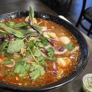 Amazing Basil - Tom yum noodle soup with shrimp and fish balls - Asian Fusion Near Me - Fremont, California