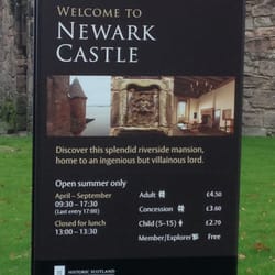 Newark Castle - Sign at front gate.