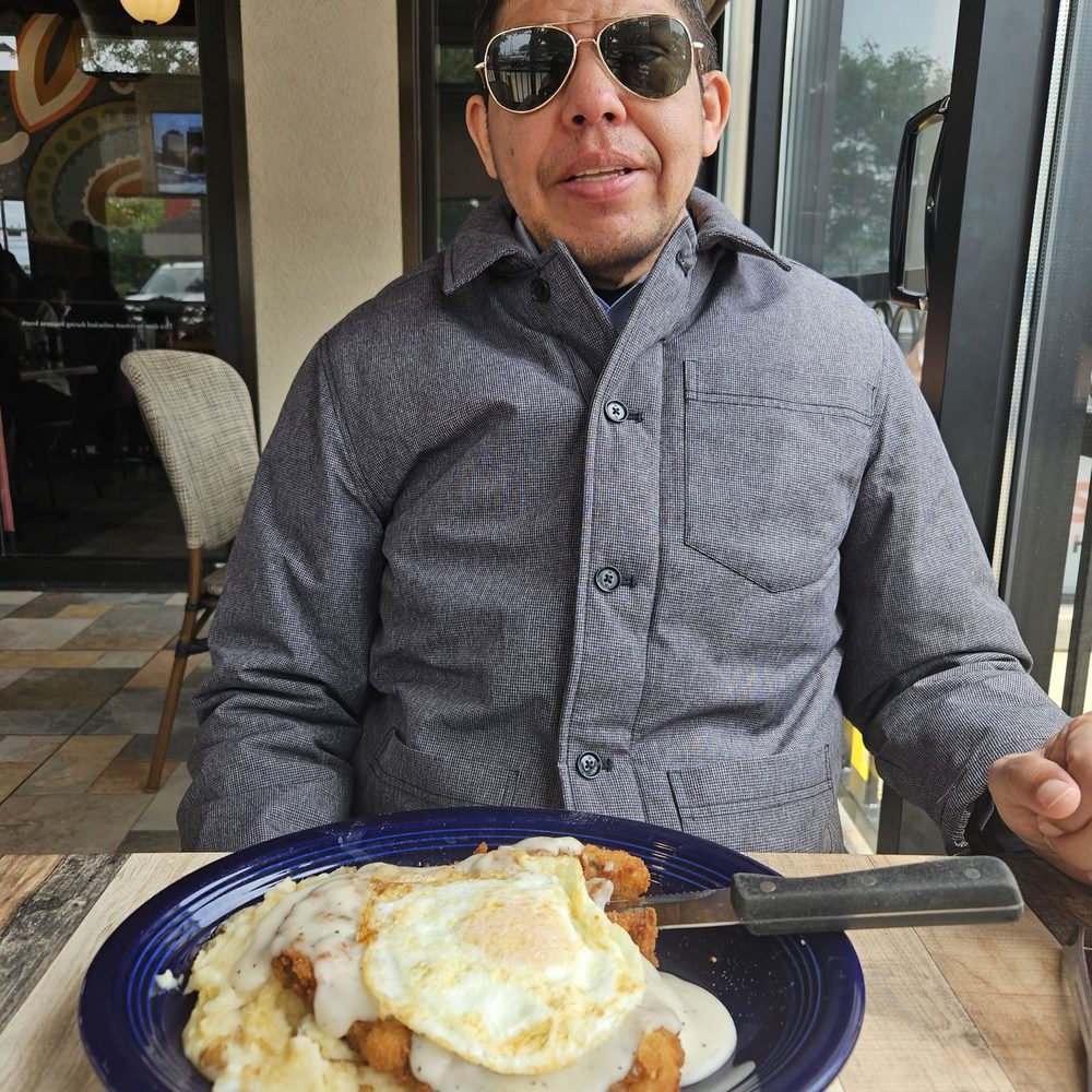 Stella's Fresh Brunch - Chicken fried steak - Breakfast & Brunch Near Me - Pearland, Texas