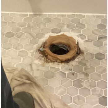 Rescue Plumbing - The damaged wax ring that caused the leak - Plumbing Near Me - Chicago, Illinois Rescue Plumbing - The damaged wax ring that caused the leak - Plumbing Near Me - Chicago, Illinois