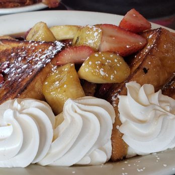 Ball Square Cafe - Caramelized banana and strawberry french toast - Breakfast & Brunch Near Me - Somerville, Massachusetts