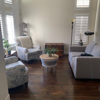 Steal The Stage Designs - Living room after - Interior Design Near Me