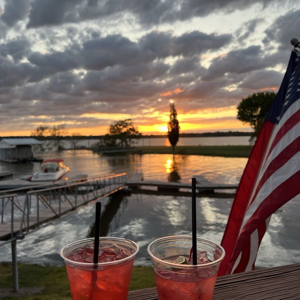 Mooney's Sunset Bar & Grill - Patio sunset view - first weekend of May - Bars Near Me - Disney, Oklahoma Mooney's Sunset Bar & Grill - Patio sunset view - first weekend of May - Bars Near Me - Disney, Oklahoma
