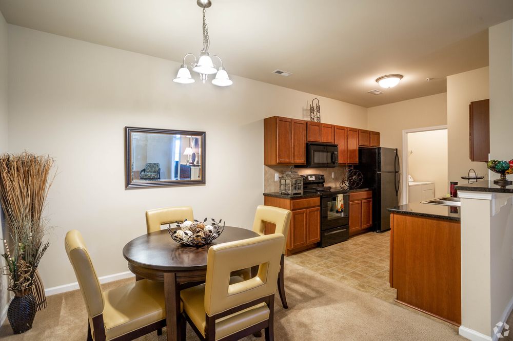 MCARTHUR LANDING APARTMENTS 37 Photos 2500 Mcarthur Landing Cir