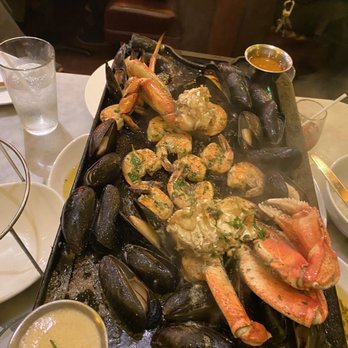 The Dead Fish - Combo meal - Seafood Near Me - Crockett, California