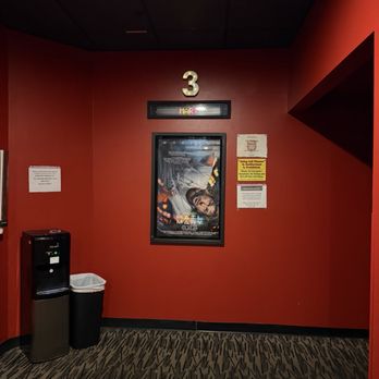 Aloma Cinema Grill - Hallway nearing one of the theaters. - Cinema Near Me - Winter Park, Florida Aloma Cinema Grill - Hallway nearing one of the theaters. - Cinema Near Me - Winter Park, Florida