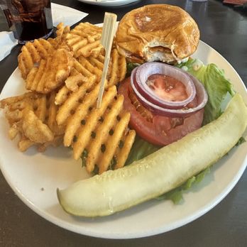 MeMe's Cafe - American Near Me - Springdale, Utah