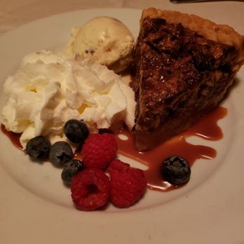 Roaring Fork - Pecan pie - American Near Me - Scottsdale, Arizona