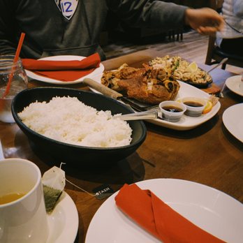 Max's Restaurant - Seattle - Crispy Pata and Bangus Sisig - Filipino Near Me - Tukwila, Washington Max's Restaurant - Seattle - Crispy Pata and Bangus Sisig - Filipino Near Me - Tukwila, Washington
