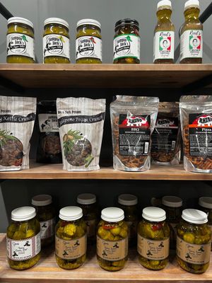 Stompin' Grounds Market by null