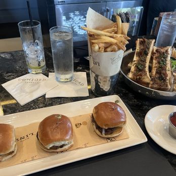 Cowford Chophouse - Steakhouses Near Me - Jacksonville, Florida