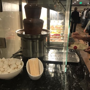 W Spoon Buffet - Buffets Near Me - Victorville, California