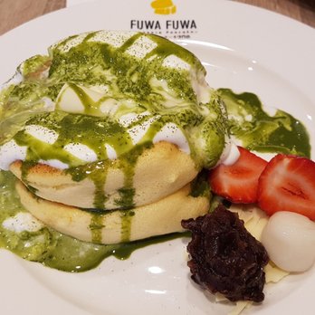 Fluffy Fluffy Dessert Cafe - Matcha white chocolate pancake - Desserts Near Me - Toronto, Ontario Fluffy Fluffy Dessert Cafe - Matcha white chocolate pancake - Desserts Near Me - Toronto, Ontario