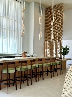 Sandbourne Santa Monica, Autograph Collection by null
