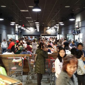 H Mart - Arcadia - Food Court (left side) upon entrance. Restrooms are to the left side, far end corner of this photo. You'll see the dirty dishes there too. - Grocery Near Me - Arcadia, California