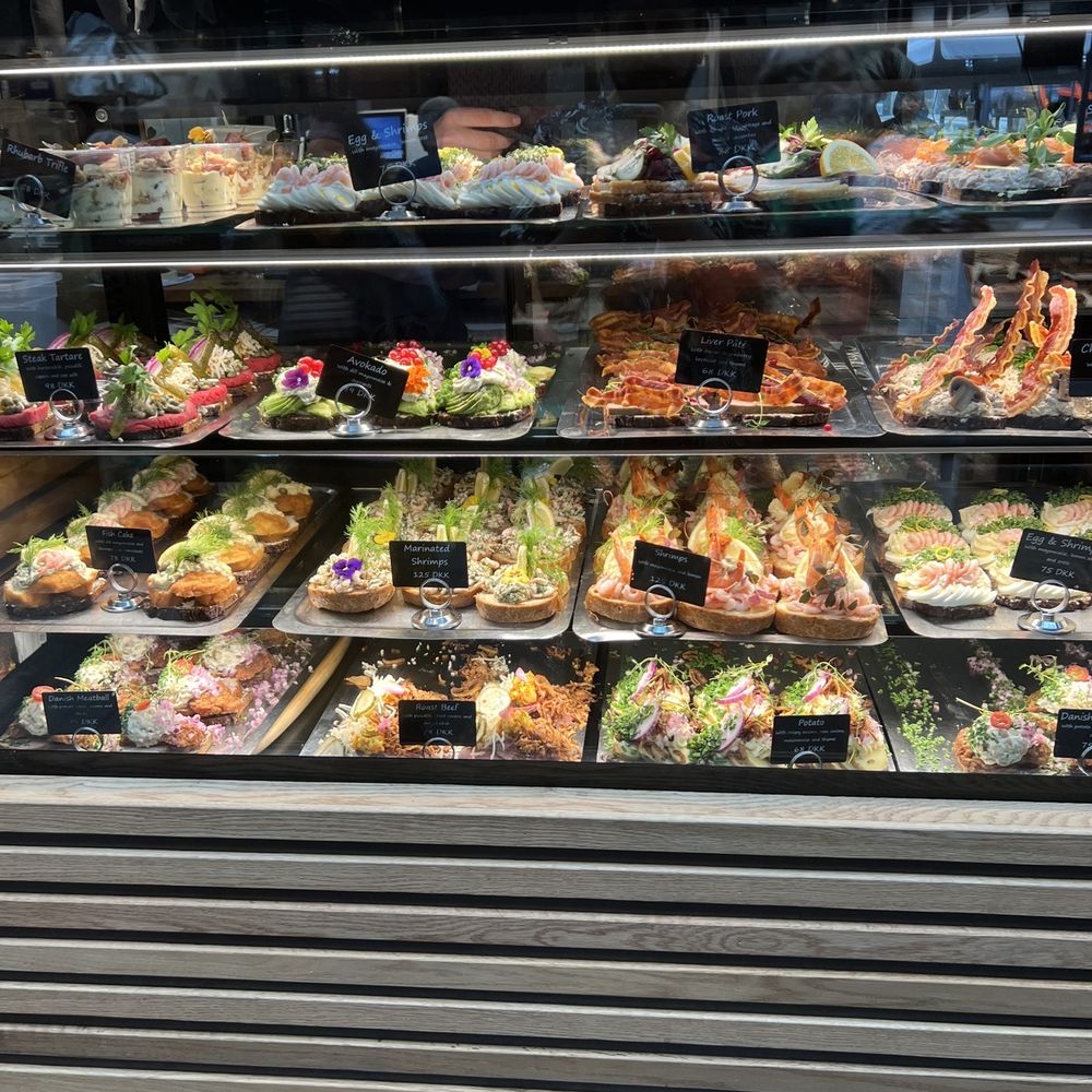 Hallernes Smørrebrød - Display case - Danish Near Me - København K, 84 Hallernes Smørrebrød - Display case - Danish Near Me - København K, 84